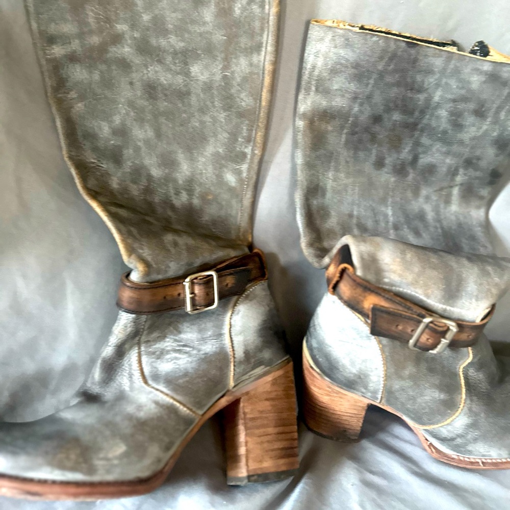 Stunning distressed boot from Freebird by Steven
